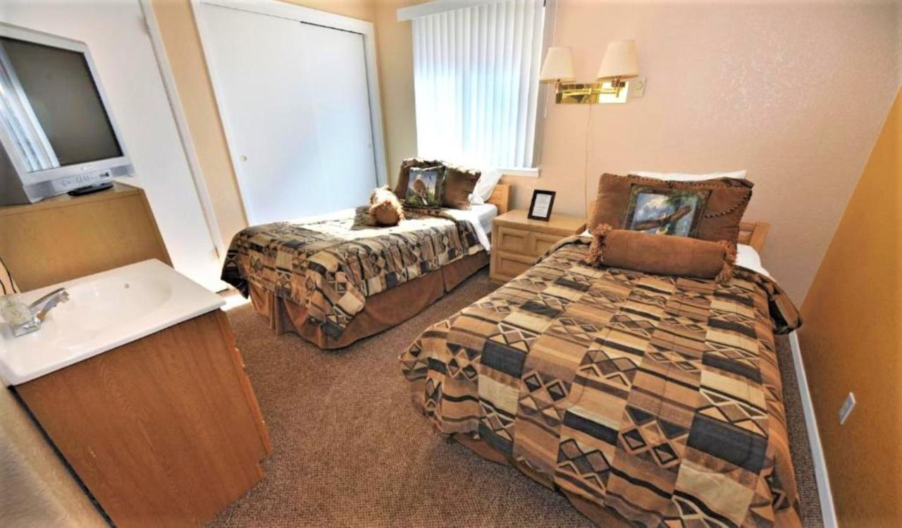 Pinecliff Village Resort Hollywood Extérieur photo