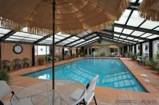 Pinecliff Village Resort Hollywood Extérieur photo