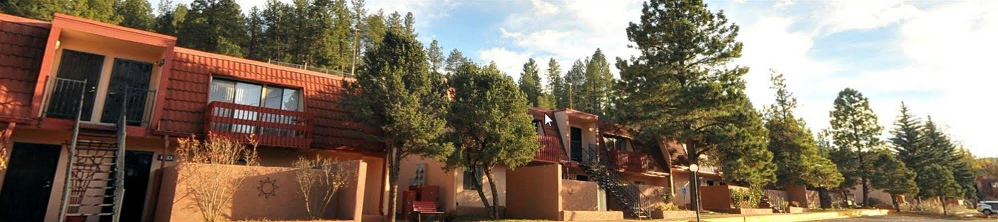 Pinecliff Village Resort Hollywood Extérieur photo