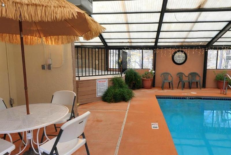 Pinecliff Village Resort Hollywood Extérieur photo